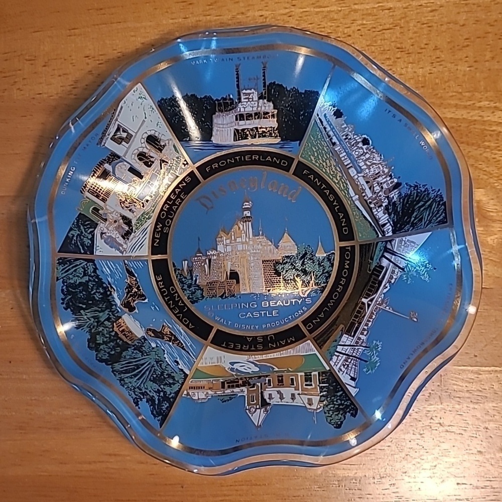DISNEYLAND Vintage 1970s Trinket/Candy Dish, Featuring Disney Park Landmarks